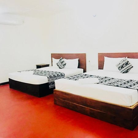 Bed and Breakfast Wild Hut Habarana Exterior foto