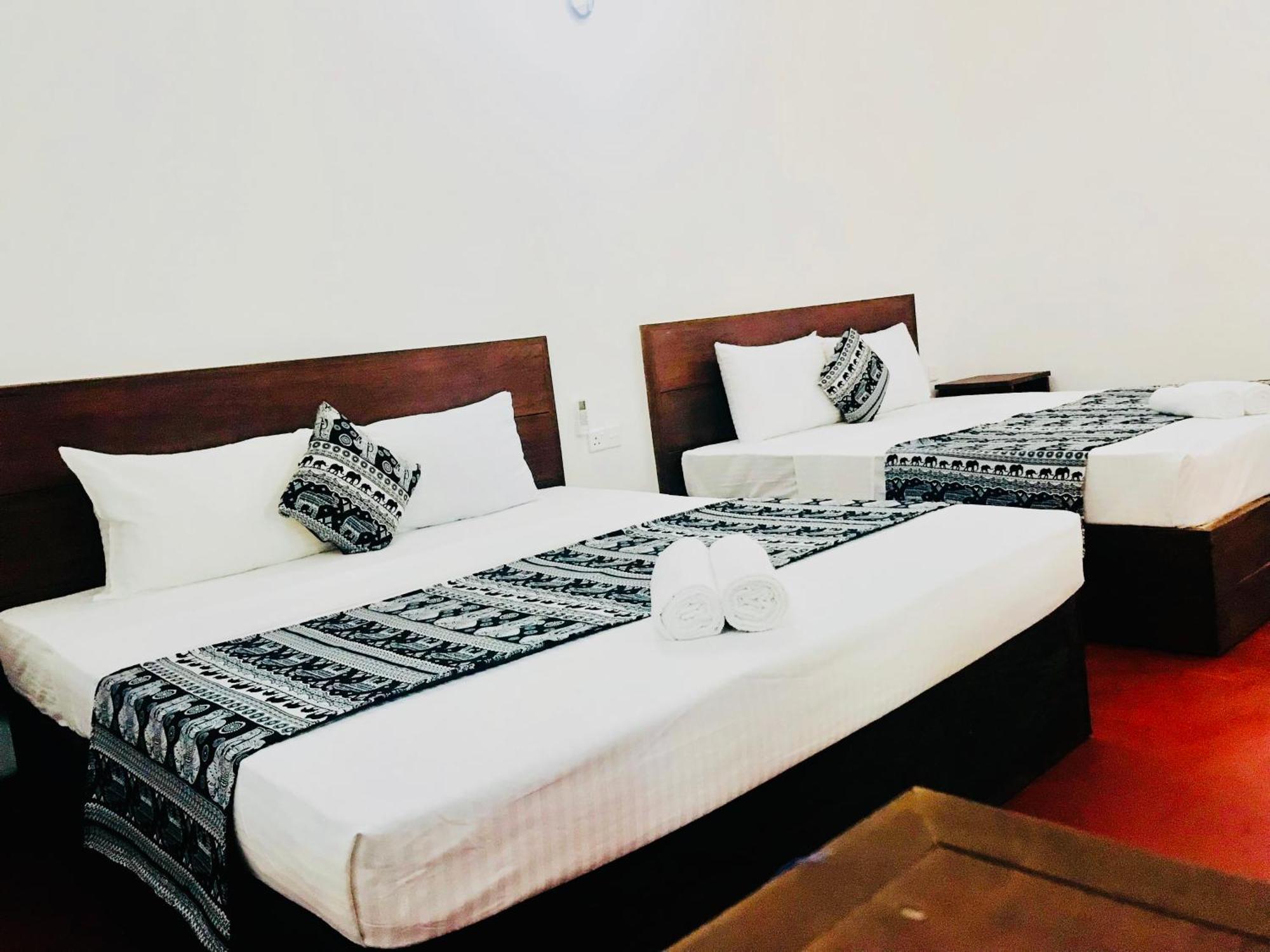 Bed and Breakfast Wild Hut Habarana Exterior foto